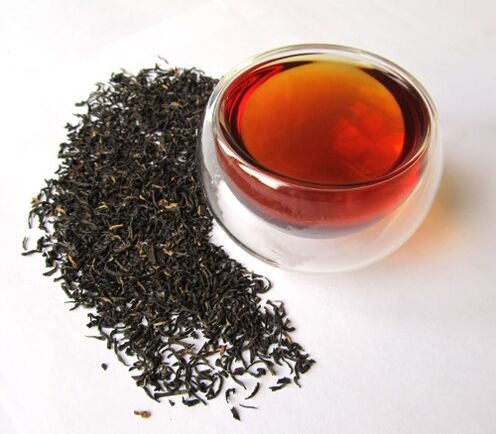 Ceaiul fără îndulcitori este o băutură permisă în dieta cu hrișcă